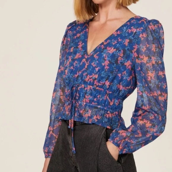 Louna Deep-V Tie Front Top - Picture 1 of 5